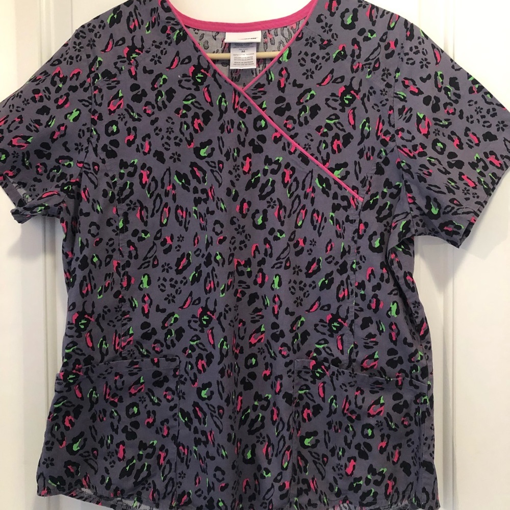 Scrub top